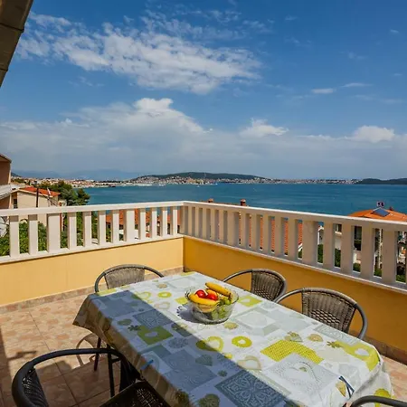 Apartman Markulin Trogir Exterior photo