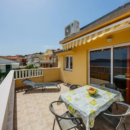 Apartman Markulin Trogir Exterior photo